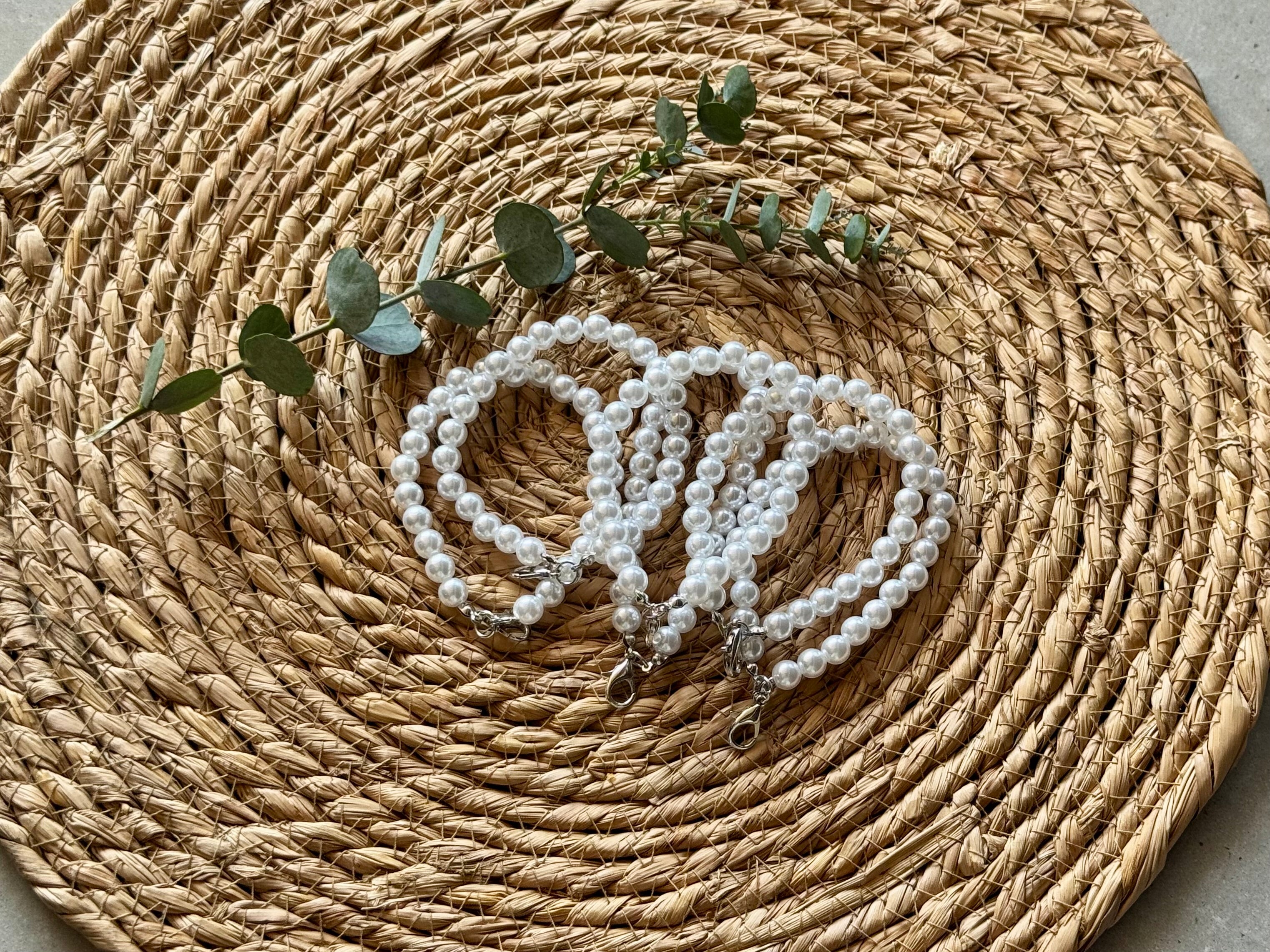 Parel hanger goud of zilveren sluiting