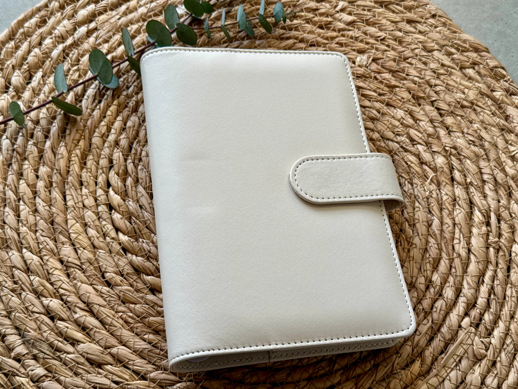 Binder Off white